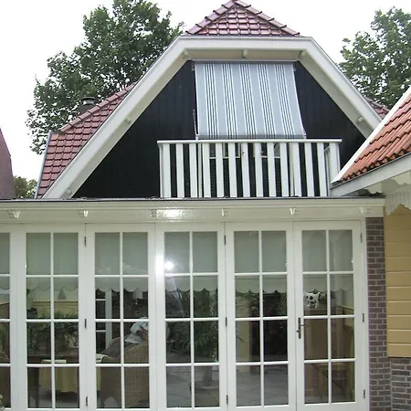 De Singel Bed and Breakfast 3*